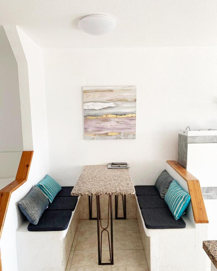 Sea View Studio Apartment In Santa Maria Adeje Экстерьер фото